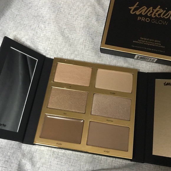 ✨TRADED TARTIEST PRO GLOW HIGHLIGHTER - Picture 4 of 5
